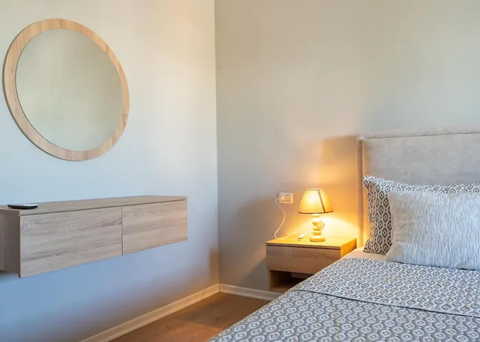 公寓 Emma 2br, 2 Bath & Balcony 地拉那